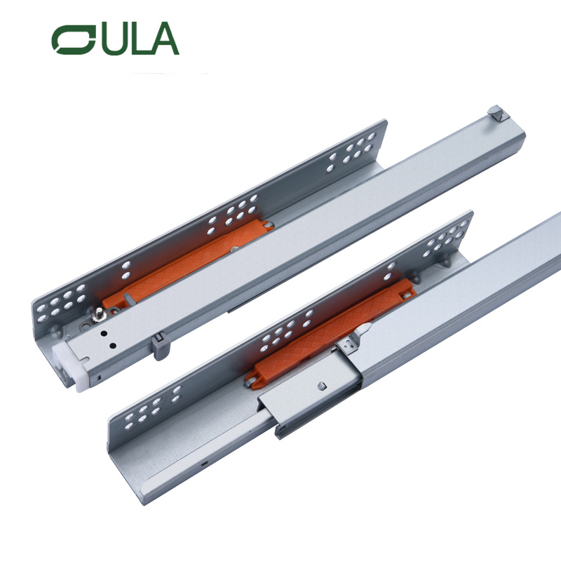 Ferragens para móveis sob a montagem empurram a corrediça da gaveta para abrir